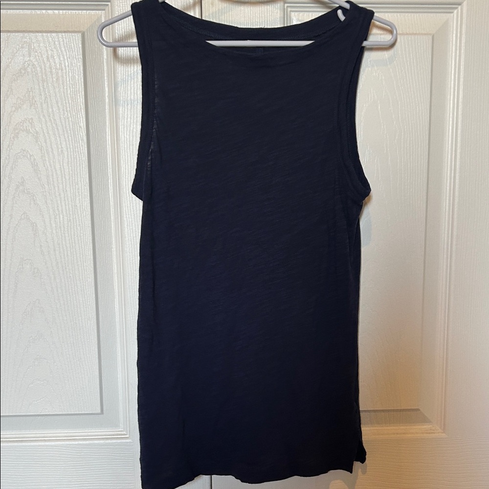 *5/$15* Worn 1X, Banana Republic, women’s, burnout flowy tank, seam down back